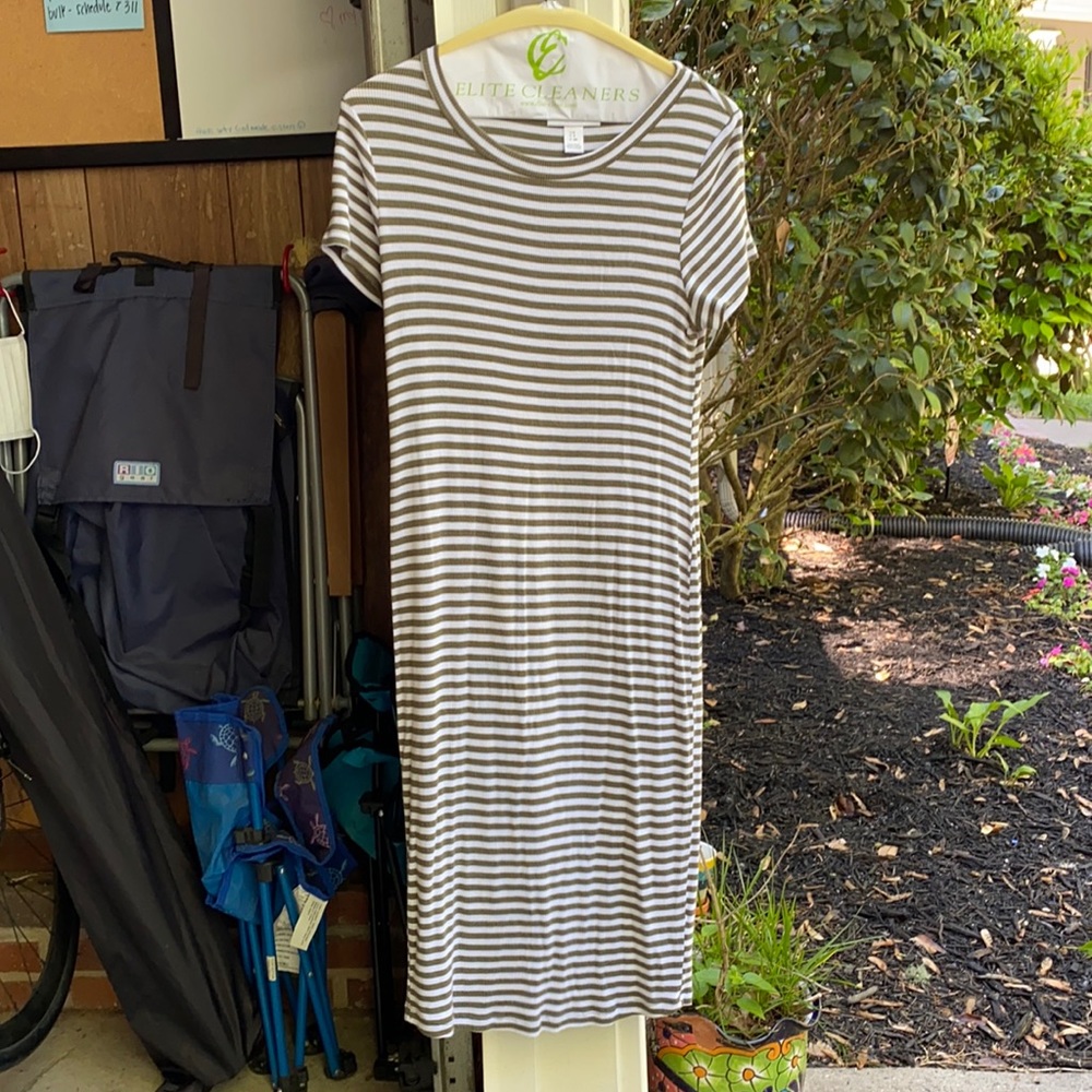 Maternity dress